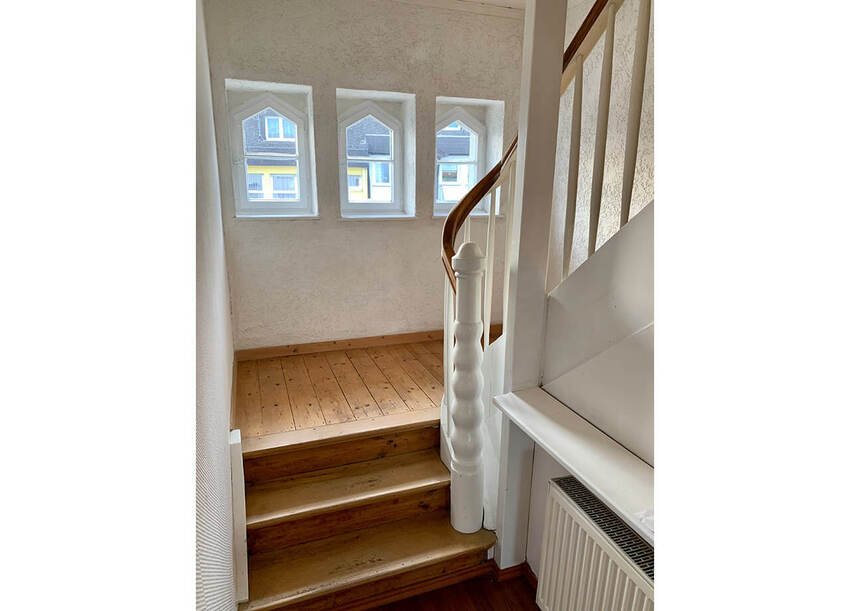 Treppenhaus (1) einfamilienhaus-ruebenach-koblenz-zu-vermieten